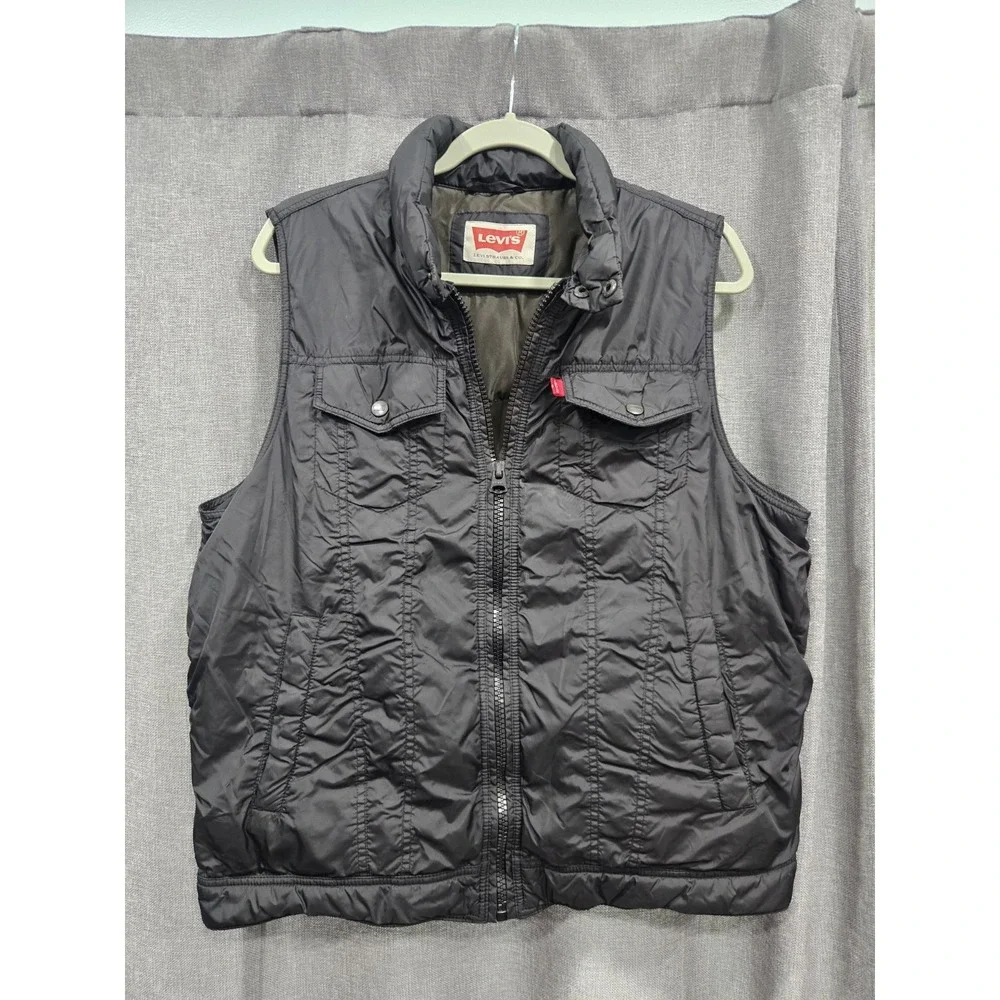 Levi's Mens Medium Black Puffer Vest Full Zip Quilted Insulated Snap Pocket